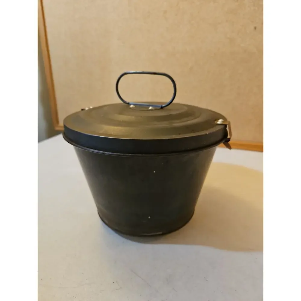 Vintage Primitive Metal Baking Mold with Lid Farmhouse Kitchen Decor